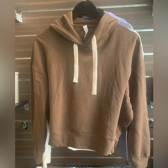 NWT Glyder Vintage Oversized Cropped Hoodie Size: Small - Picture 2 of 2